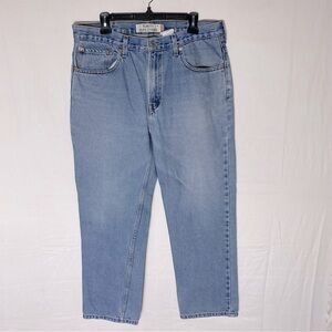 Vintage Levi’s Slim Fit Light Wash Jeans 35